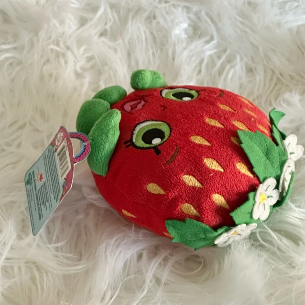 Shopkins Red Strawberry New Condition Stuff Fruit 6 1/2” Long